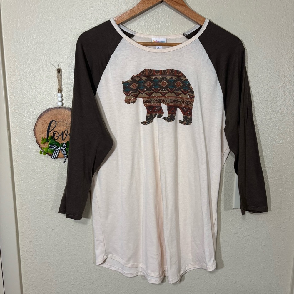 Lularoe Bear Print Randy Baseball Tee Size L - Picture 2 of 6